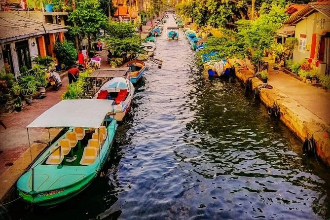 Negombo Lagoon Boat Tour – Discover the Natural Beauty of Sri Lanka’s Coastal Paradise 8 Negombo Lagoon Boat Tour